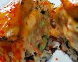 Foto langkah ke 7 dari resep Salmon Mentai Sushi Homemade.
