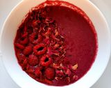 A picture of step 2 of Raspberry beetroot smoothie.