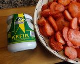 Foto del paso 1 de la receta Fresones con kéfir y salvado de avena