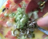 Foto langkah ke 4 dari resep Telor dadar asam sunti.
