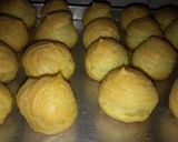 Foto langkah ke 4 dari resep Kue sus vla susu (vla tanpa telur).