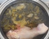 Foto langkah ke 6 dari resep Nasi ayam Hainan PAPA (dengan Saus Hainan dan Sop sayur asin).