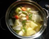 Foto del paso 2 de la receta: Papilla de contramuslos repelados