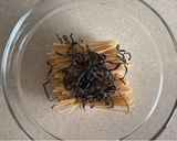 微波爐料理 - 鹽昆布義大利麵的食譜步驟1照片