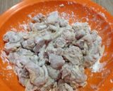 Foto langkah ke 2 dari resep Ayam tumis madu.