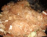 Foto langkah ke 3 dari resep Bihun Goreng.