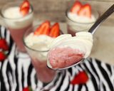 Foto del paso 7 de la receta: 🍓🫙Mousse de frutilla y yogurt 🍓 Sin huevo 🍓 3 ingredientes! 🫙🍓