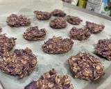 Foto langkah ke 3 dari resep Purple Sweet Potato oatmeal cookies.