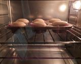 A picture of step 2 of Strawberry Cup Cakes.