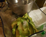 Foto del paso 5 de la receta: Salsa verde con Aguacate
