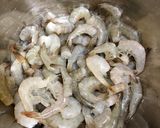 Foto langkah ke 2 dari resep Udang kentang saus padang.