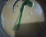 Foto langkah ke 4 dari resep 87.Bubur Hintalu Karuang Kuah Tape Singkong.