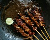 Foto langkah ke 4 dari resep Sate Jamur Bumbu Praktis.