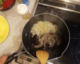 A picture of step 5 of Shrimp & fish coconut curry.