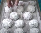 A picture of step 7 of Crinkle Coconut Cookies.