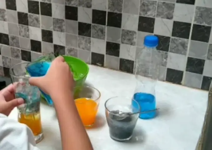Langkah-langkah untuk membuat Cara bikin Blue Ocean Drink ala rumahan