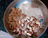 A picture of step 4 of Carrot barfi.