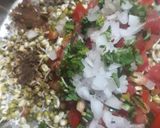 मूंग स्प्राउट्स चाट (Moong sprouts chaat recipe in hindi) रेसिपी चरण 2 फोटो