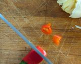Foto del passaggio 2 della ricetta Finocchi aglio olio e peperoncino