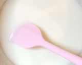 صورة لخطوة 2 من وصفة قشطة منزلية سهلة 🥛
