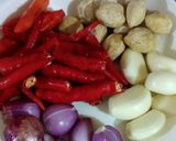 Foto langkah ke 2 dari resep Pepes Jamur Tahu Pedas.