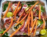 Foto del paso 2 de la receta Traseros de pollo con verduritas al horno
