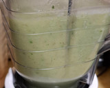 Foto del paso 2 de la receta: Licuado detox de pepino, apio y jengibre