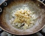 A picture of step 2 of Cheese Burst vada pav.