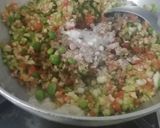 A picture of step 3 of Vegetable soup.