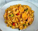 Foto langkah ke 5 dari resep Nasi Goreng Solaria.