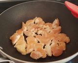 Foto del paso 1 de la receta Ensalada de pollo agridulce, especial y plato único