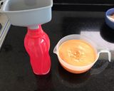 Foto del paso 3 de la receta: Jugo de naranja, zanahoria y jengibre