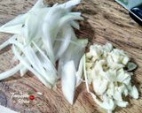 Foto langkah ke 5 dari resep Tahu Bulat Sayur Siram Saus Jamur.