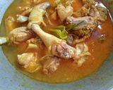 Foto langkah ke 4 dari resep Ayam kampung Kuah kuning.