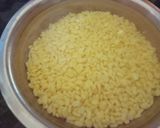 A picture of step 1 of Mule aur moong daal ki sabji.