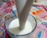 A picture of step 3 of Coconut lassi.
