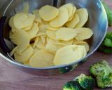Une image de l'étape 2 de Gratin de poisson brocoli pommes de terre au Cook expert.