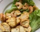 Gambar langkah 2 resipi Sayur goreng pedas.