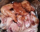 Foto langkah ke 1 dari resep Chicken wings blackpaper.