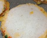 A picture of step 3 of Veg omelette pizza.