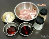 รูปขั้นตอนการทำที่ 1 ของ หมูอบกระเทียมพริกไทย