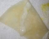 A picture of step 5 of Samosa pockets.