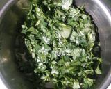 A picture of step 2 of Methi Thepla.