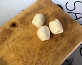 Une image de l'étape 4 de Poulet aux champignons, coriandre et crème de masala.