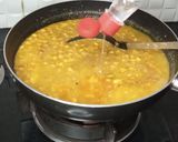 A picture of step 6 of Aloo cholay ka salan (sehri special).