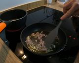 Foto del paso 1 de la receta: Ensalada templada de gambones y quinoa