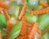 รูปขั้นตอนการทำที่ 3 ของ บวบผัดไข่