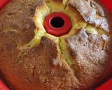 Gluténmentes túrós-mazsolás kuglóf recept fázis 5 fotója