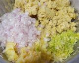 A picture of step 1 of Chole patice Burger.