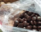 Foto langkah ke 3 dari resep Bola coklat favorite anak.